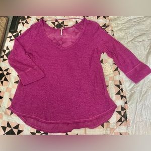 FREE PEOPLE BEACH Plum Top with 3/4 sleeves Ladies Sz L flattering NEW